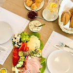 Tulipanowy Gosciniec Jantar