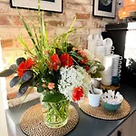 Tulipanowy Gosciniec Bed & Breakfast 3*