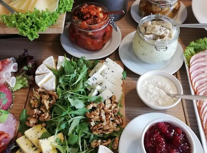 Tulipanowy Gosciniec Bed & Breakfast 3*