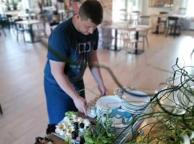 Tulipanowy Gosciniec Bed & Breakfast 3*