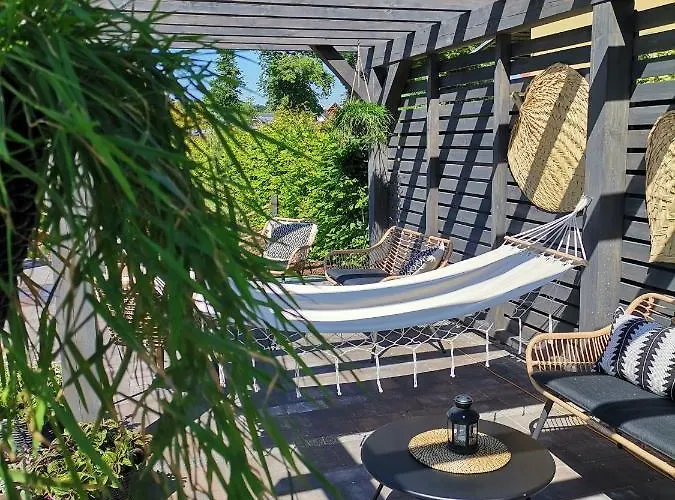 Tulipanowy Gosciniec Bed & Breakfast 3*